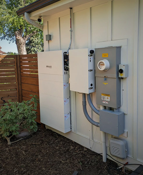 Battery storage system for home or commercial use